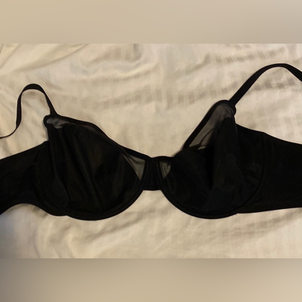 Mystere 38G black bra